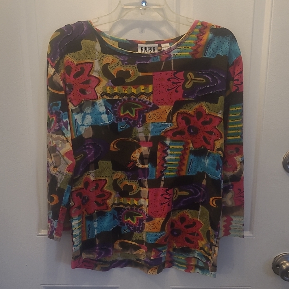Red and Pink Graphic Blouse with Three-Quarter Sleeves